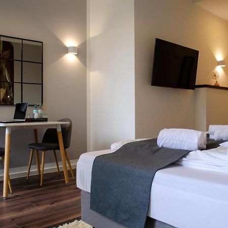 Homely Stay Studio 7 - Elegant Self-Check-In Studio For Urban Travelers มิวนิก ภายนอก รูปภาพ